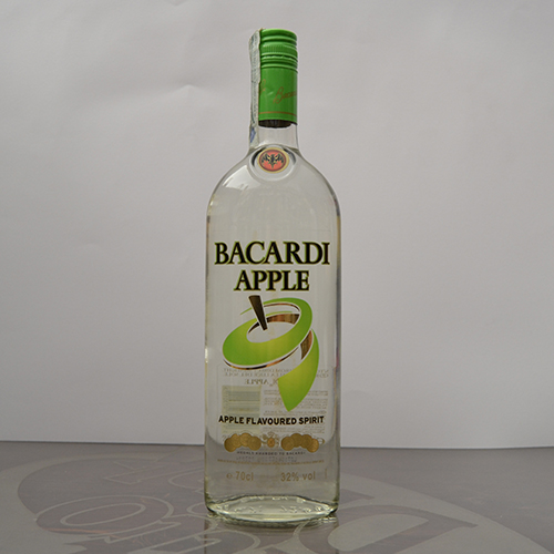 Rum Bacardi Apple
